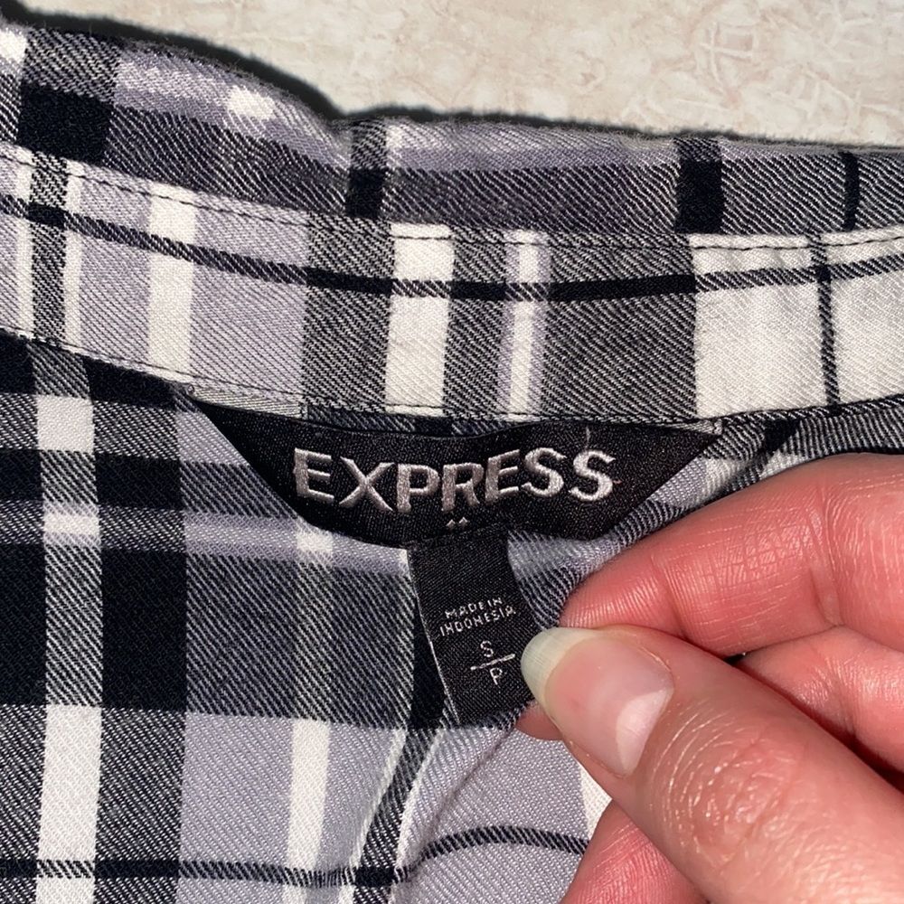 Express Plaid Flannel - Picture 7 of 8